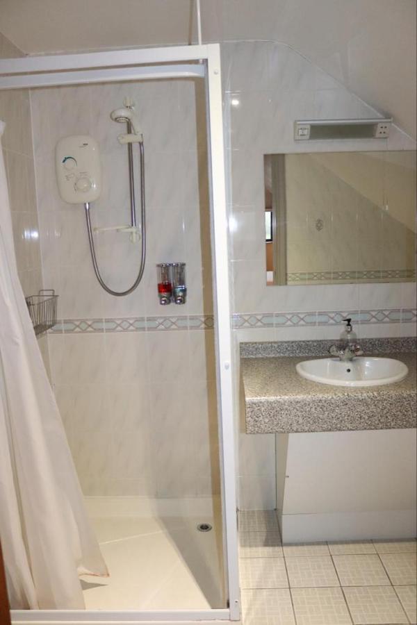 Hillview Lodge Арма Екстер'єр фото